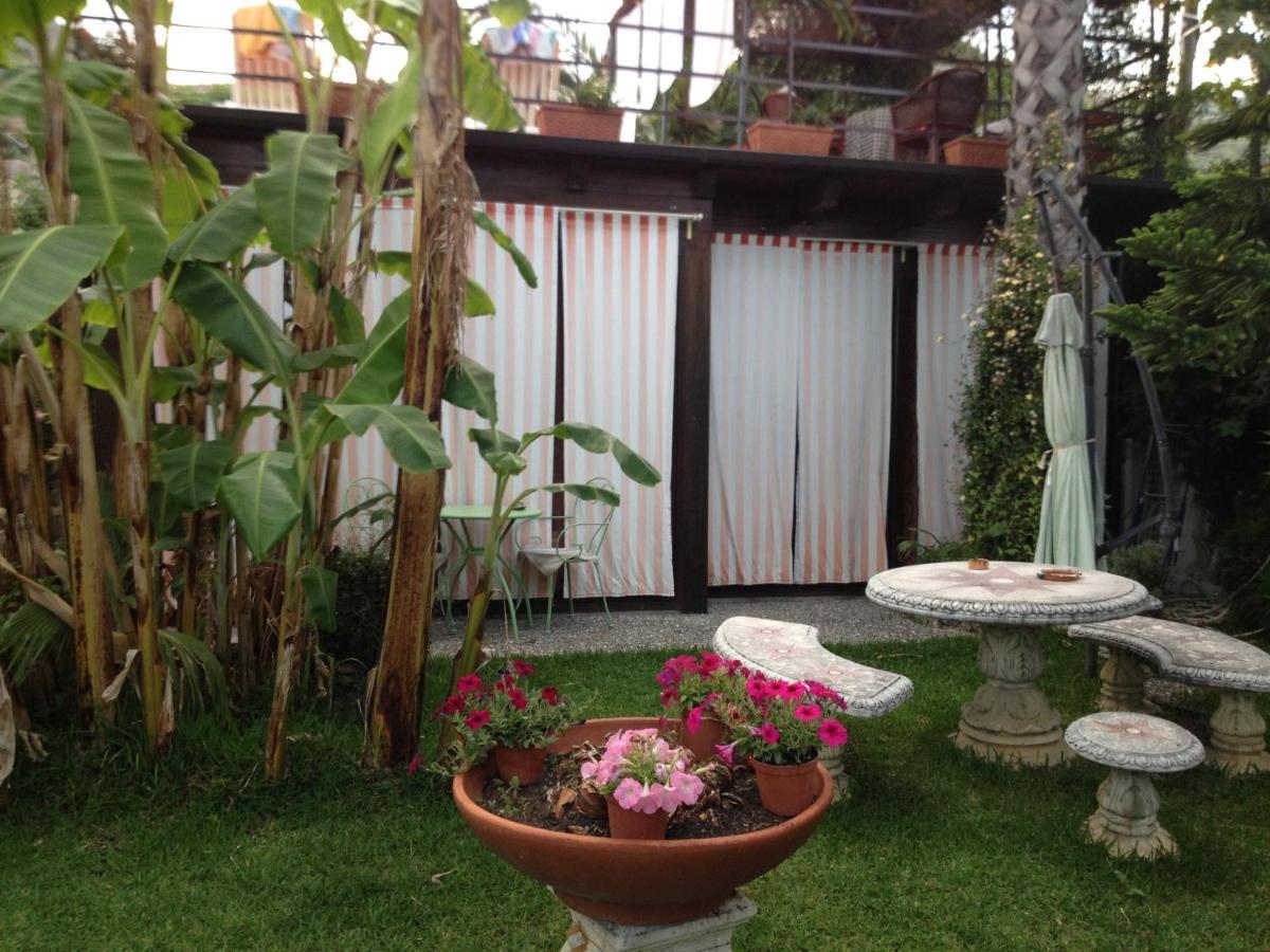 Holidaysora Taormina - Il Giardino Di Graziella Exteriör bild