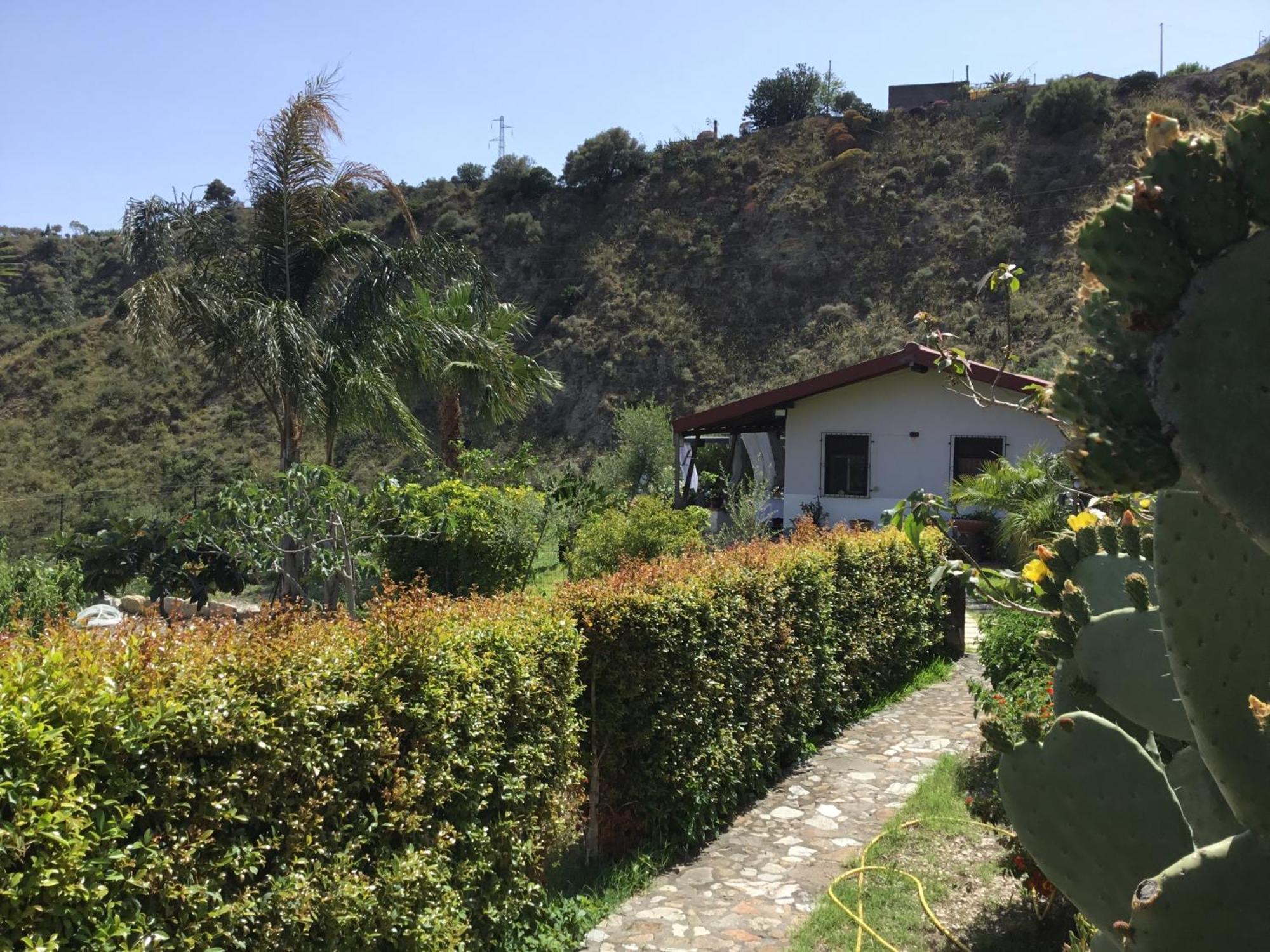 Holidaysora Taormina - Il Giardino Di Graziella Exteriör bild